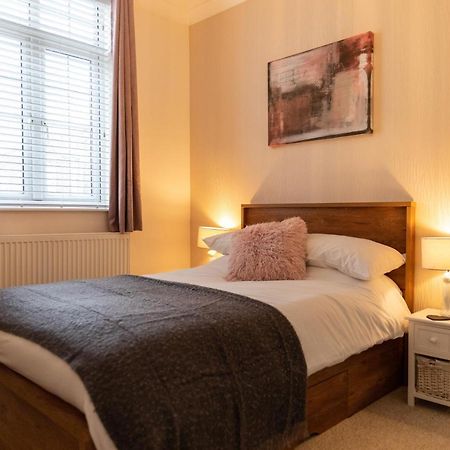 Luxury Living, Stylish Modern Apartment In The Heart Of Ryde Ryde  Luaran gambar